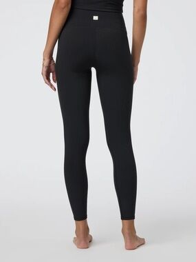 Vuori Inversion Rib Legging Black size small S no tags worn once
